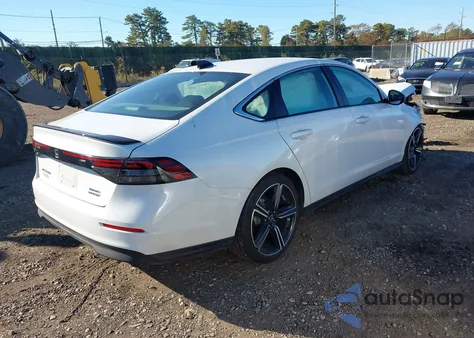 2025 Honda Accord Hybrid Sport z USA, uszkodzony, nr VIN 1HGCY2F52SA004246